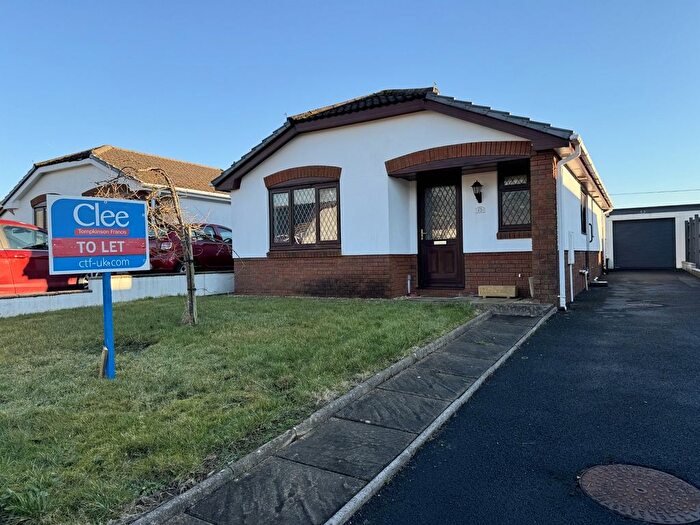 2 Bedroom Detached Bungalow To Rent In Brynglas, Penygroes, Llanelli, Carmarthenshire., SA14