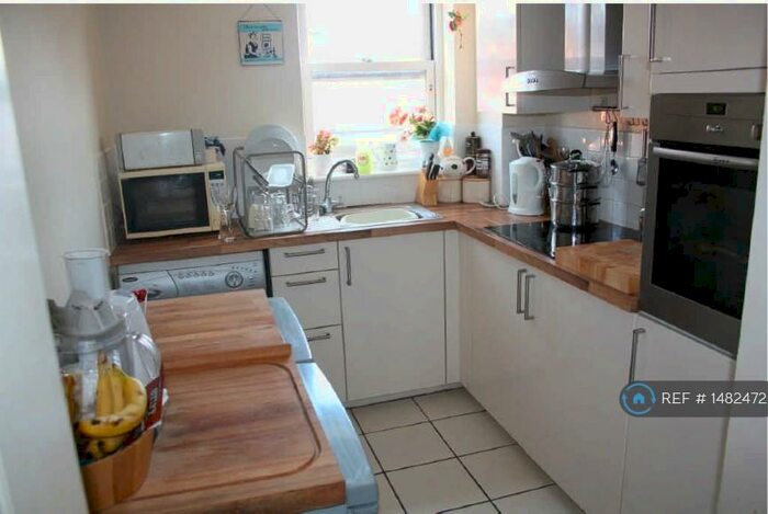 1 Bedroom Flat To Rent In Aberdeen Road, Brighton, BN2