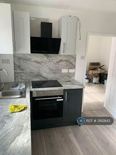 4 Bedroom End Of Terrace House To Rent In Chauntry Place, Coventry, CV1