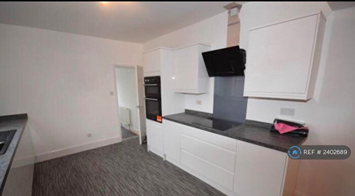 4 Bedroom Terraced House To Rent In Kensington Road, Burton On Trent, DE15