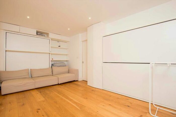 Studio To Rent In Ivor Court, Gloucester Place, NW1