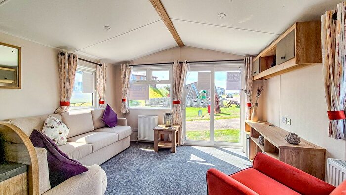 2 Bedroom Mobile/park Home For Sale In Burghead, Elgin, IV30