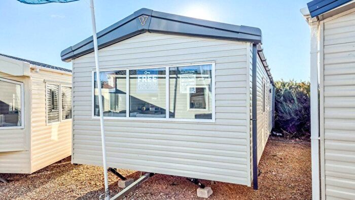 3 Bedroom Park Home For Sale In Silver Sands Holiday Park, IV31