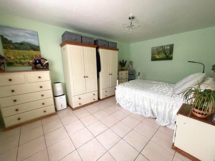 2 Bedroom Barn Conversion For Sale In Old Stables Cottage, Knole, TA10