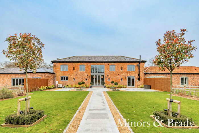 4 Bedroom Barn Conversion For Sale In Elsing Lane, Etling Green, NR20