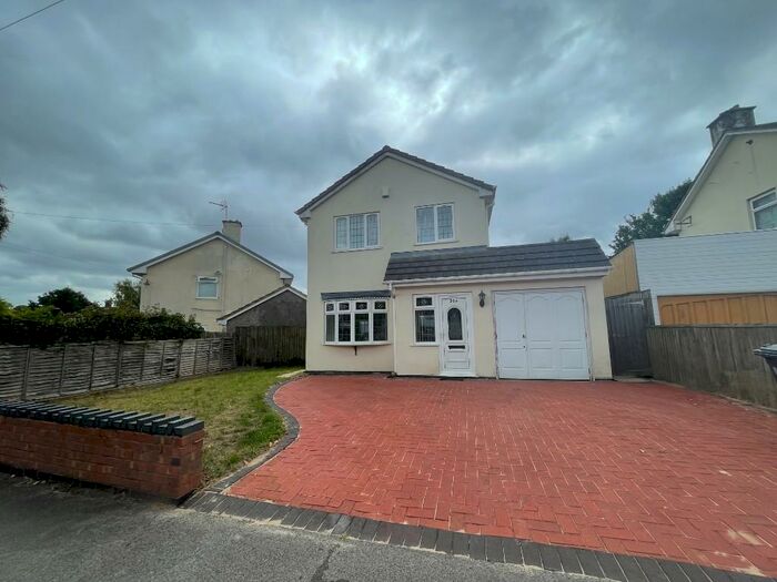 3 Bedroom Detached House To Rent In Fallowfield Road, Solihull, West Midlands, B92