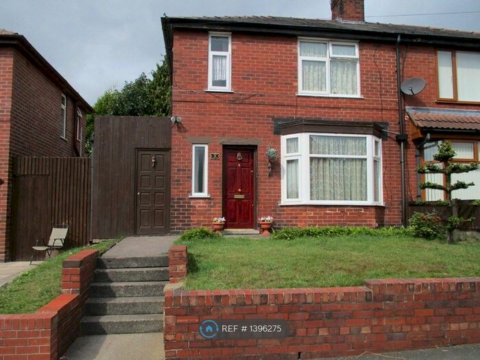 2 Bedroom Semi-Detached House To Rent In Clapham Street, Manchester, M40
