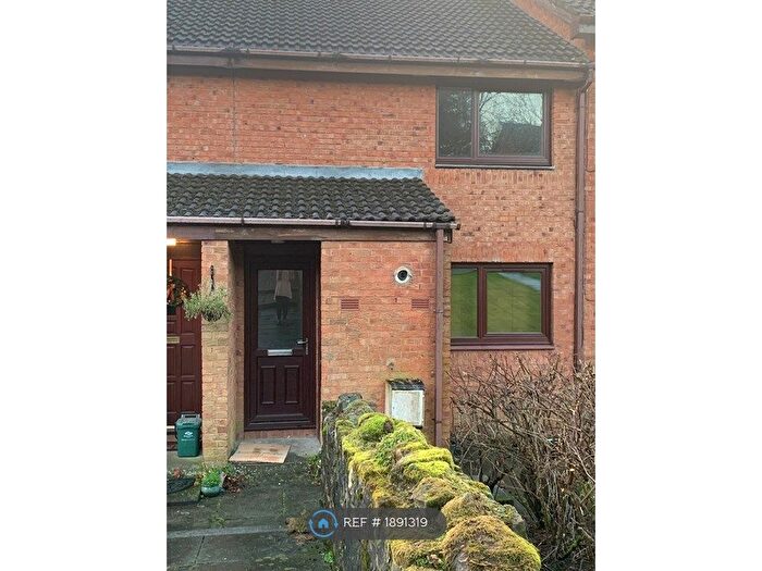 1 Bedroom Flat To Rent In Gallacher Avenue, Paisley., PA2