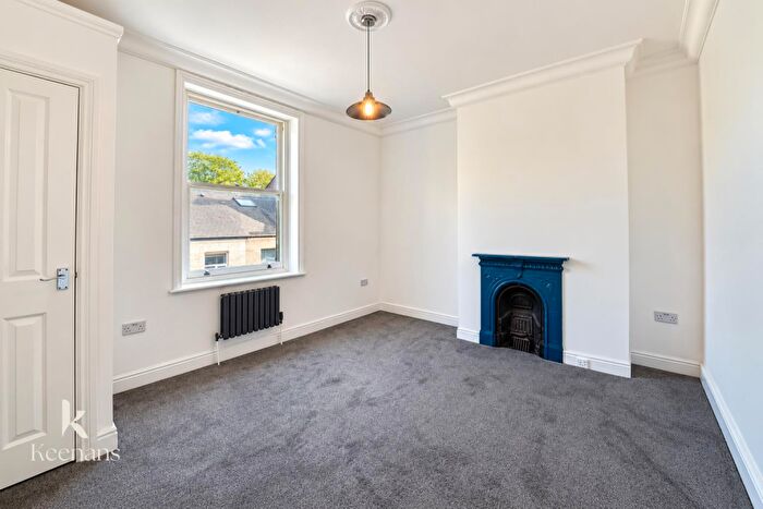 1 Bedroom Flat To Rent In Burnley Road East, Rossendale, BB4