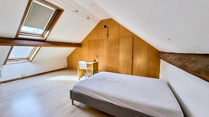 5 Bedroom House To Rent In Hinton Road, Bristol, BS16