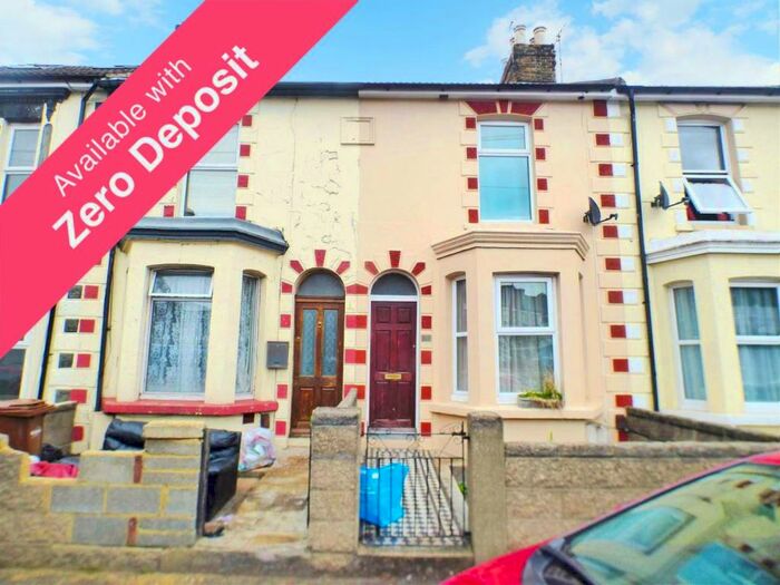 2 Bedroom House To Rent In Waterloo Road, Gillingham, ME7