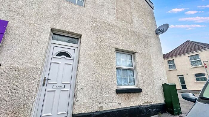 2 Bedroom End Of Terrace House For Sale In Meadow Street, Avonmouth, BS11
