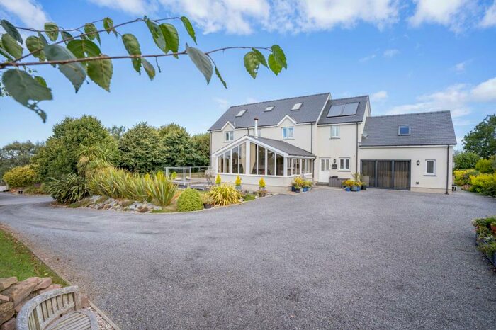 6 Bedroom Detached House For Sale In Aberporth, Cardigan, SA43