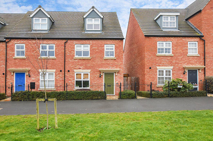 3 Bedroom End Of Terrace House For Sale In Vanderbank Terrace, Stamford, PE9