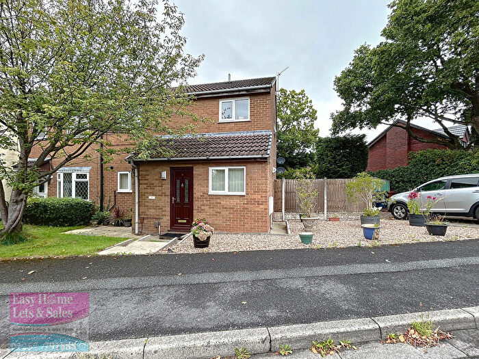 2 Bedroom Flat To Rent In Fernleigh, Leyland, PR26