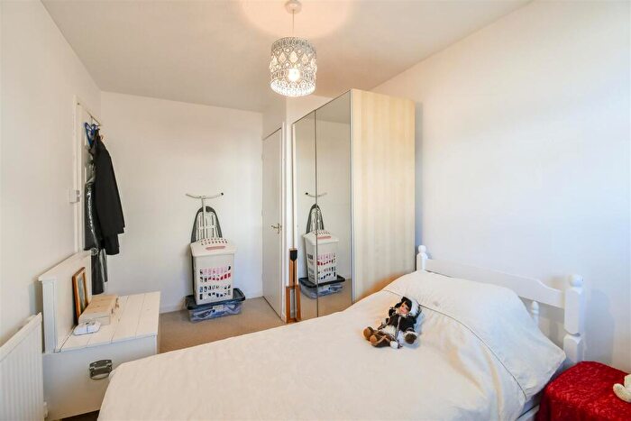 2 Bedroom Semi-Detached House For Sale In Holton Road, Barry, CF63