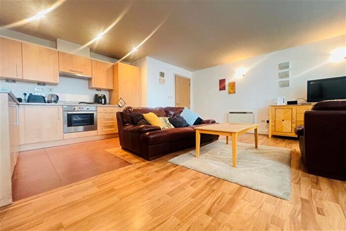 1 Bedroom Flat For Sale In The Hicking Building, Queens Road, NG2
