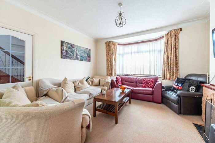 4 Bedroom Semi-Detached House To Rent In Village Way, Pinner, HA5