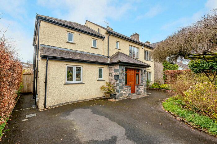 4 Bedroom Semi-Detached House To Rent In Stonecross Road, Kendal, Cumbria, LA9