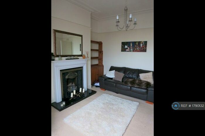 1 Bedroom Flat To Rent In Menzies Road, Aberdeen, AB11