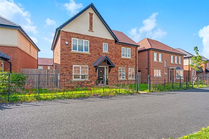 4 Bedroom Detached House For Sale In Thomas Sopwith Way, Darlington, DL2