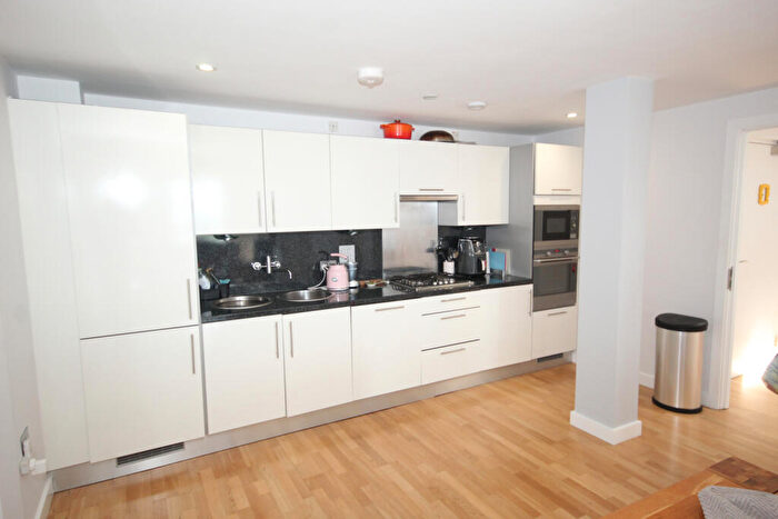 2 Bedroom Flat For Sale In Elm Road, Wembley, Middlesex, HA9