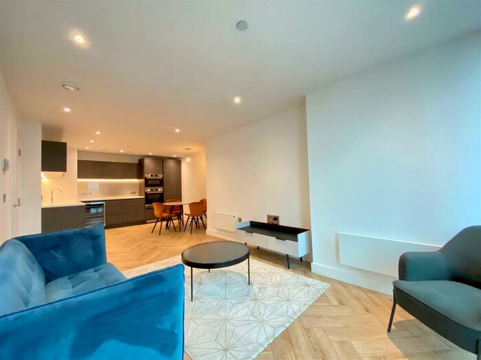 2 Bedroom Apartment To Rent In Elizabeth Tower, Chester Road, Manchester, M15