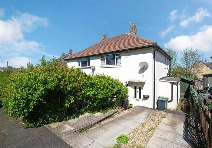3 Bedroom Semi-Detached House For Sale In Lingfield Grove, Wilsden, Bradford, West Yorkshire, BD15