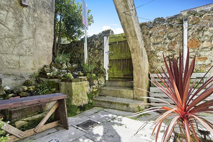 2 Bedroom Maisonette To Rent In Eastcliff Road, Shanklin, PO37