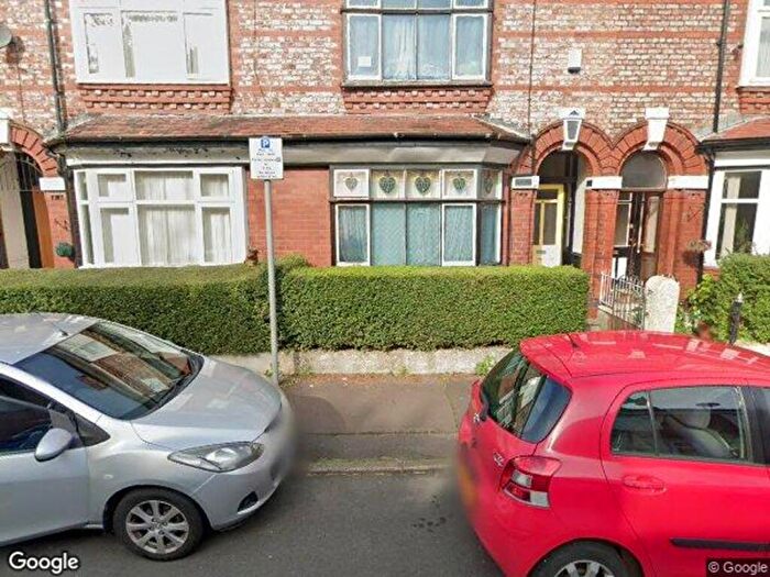 5 Bedroom House To Rent In Thurlby Street, Manchester, M13