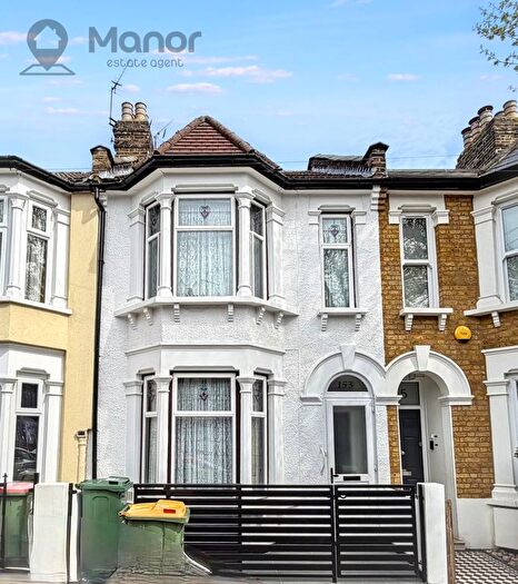 3 Bedroom Terraced House For Sale In Third Avenue, Manor Park, E12