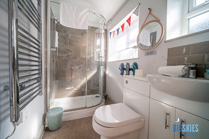 2 Bedroom Cottage For Sale In Beeston Road, Sheringham, NR26