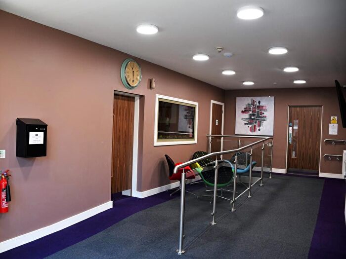 Studio To Rent In Lower Grill, Liverpool, L3