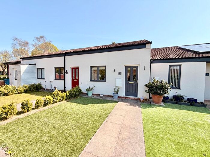 1 Bedroom Property To Rent In Kingdom Court, Ellerbeck, Wilnecote, Tamworth, B77