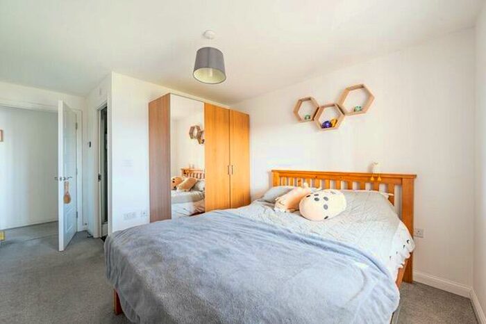 2 Bedroom House To Rent In Mansell Road, Bristol, BS34