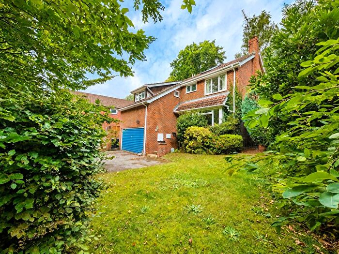 5 Bedroom Detached House For Sale In Scotland Lane, Haslemere, Surrey, GU27