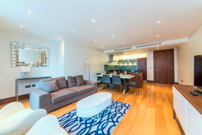 3 Bedroom Flat To Rent In Parkview Residence, Baker Street, London, NW1