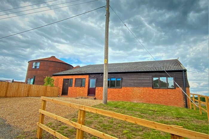 1 Bedroom Flat To Rent In Newnham, RG27