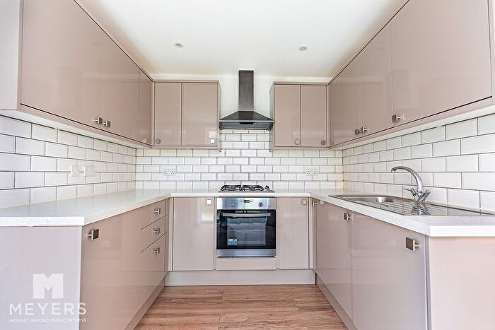 1 Bedroom Flat For Sale In Christchurch Road, Bournemouth, BH7