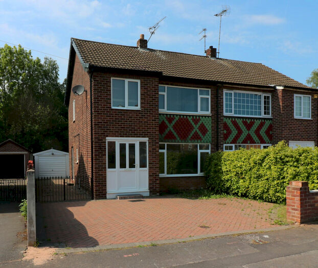 3 Bedroom Semi-Detached House To Rent In Ashburnham Gardens, Sprotbrough, Doncaster, DN5