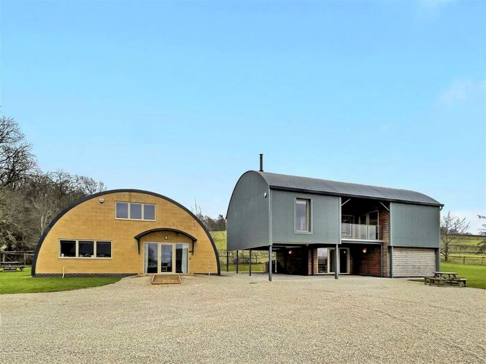 4 Bedroom Detached House For Sale In Weston-Subedge, Chipping Campden, GL55