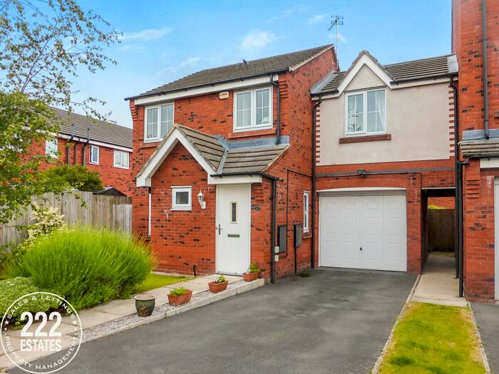 3 Bedroom Semi-Detached House To Rent In Weavers Fold, Warrington, WA1