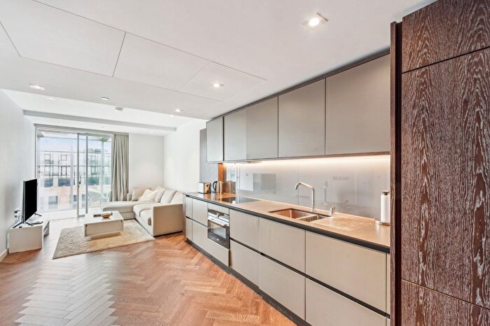 2 Bedroom Flat To Rent In Dawson House, Circus Road West, SW11