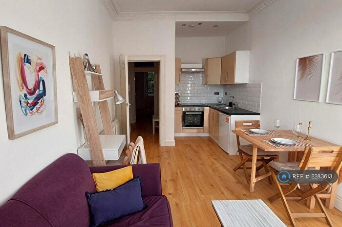 1 Bedroom Flat To Rent In Glasgow, Glasgow, G20
