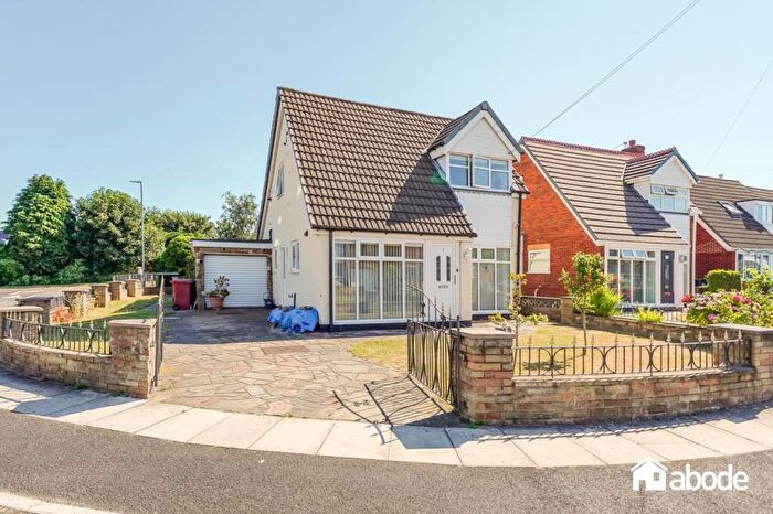 3 Bedroom Detached Bungalow For Sale In Mount Crescent, Liverpool, L32
