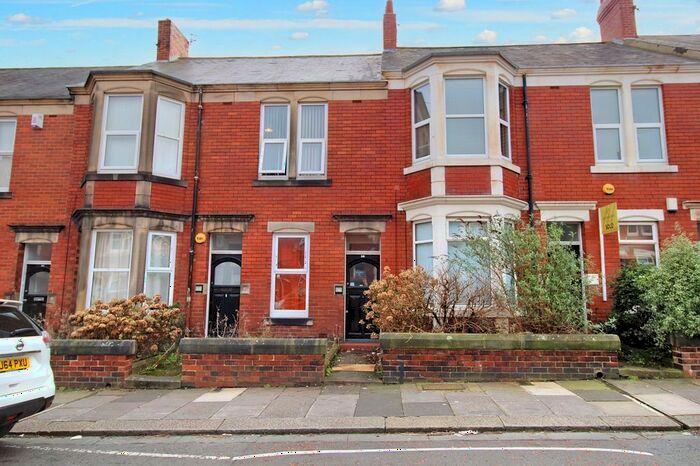 3 Bedroom Flat To Rent In Sackville Road, Newcastle Upon Tyne, NE6