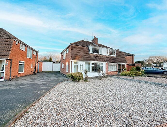 3 Bedroom Semi Detached House For Sale In Bronte Farm Road, Shirley, B90
