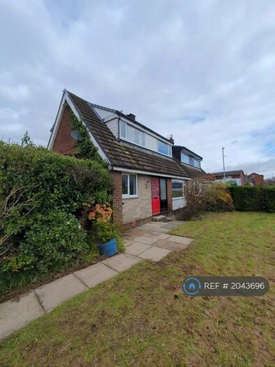 2 Bedroom Bungalow To Rent In Parr Lane, Bury, BL9