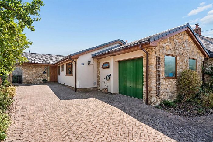 4 Bedroom Detached Bungalow For Sale In Church Road, Sherington, MK16