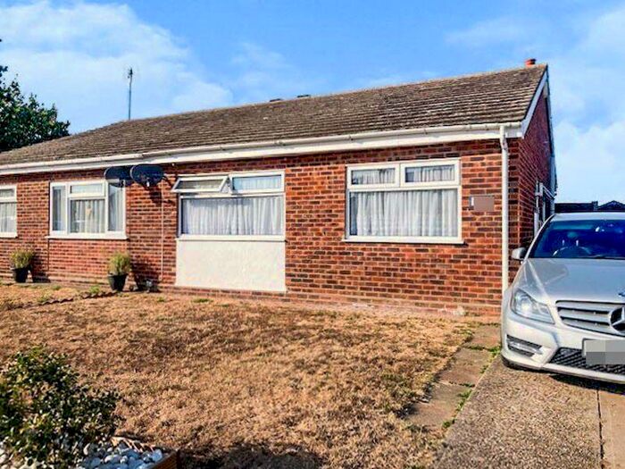 2 Bedroom Semi-Detached Bungalow To Rent In Constable Avenue, Clacton-On-Sea, CO16
